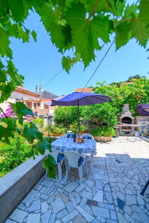Apartmani Loreta Mali Lošinj Eksteriør billede