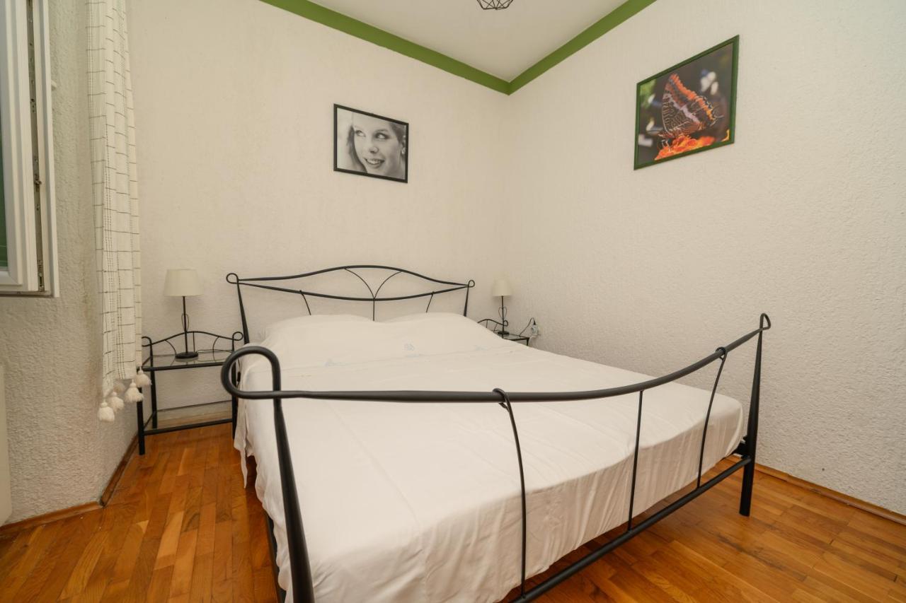 Apartmani Loreta Mali Lošinj Eksteriør billede