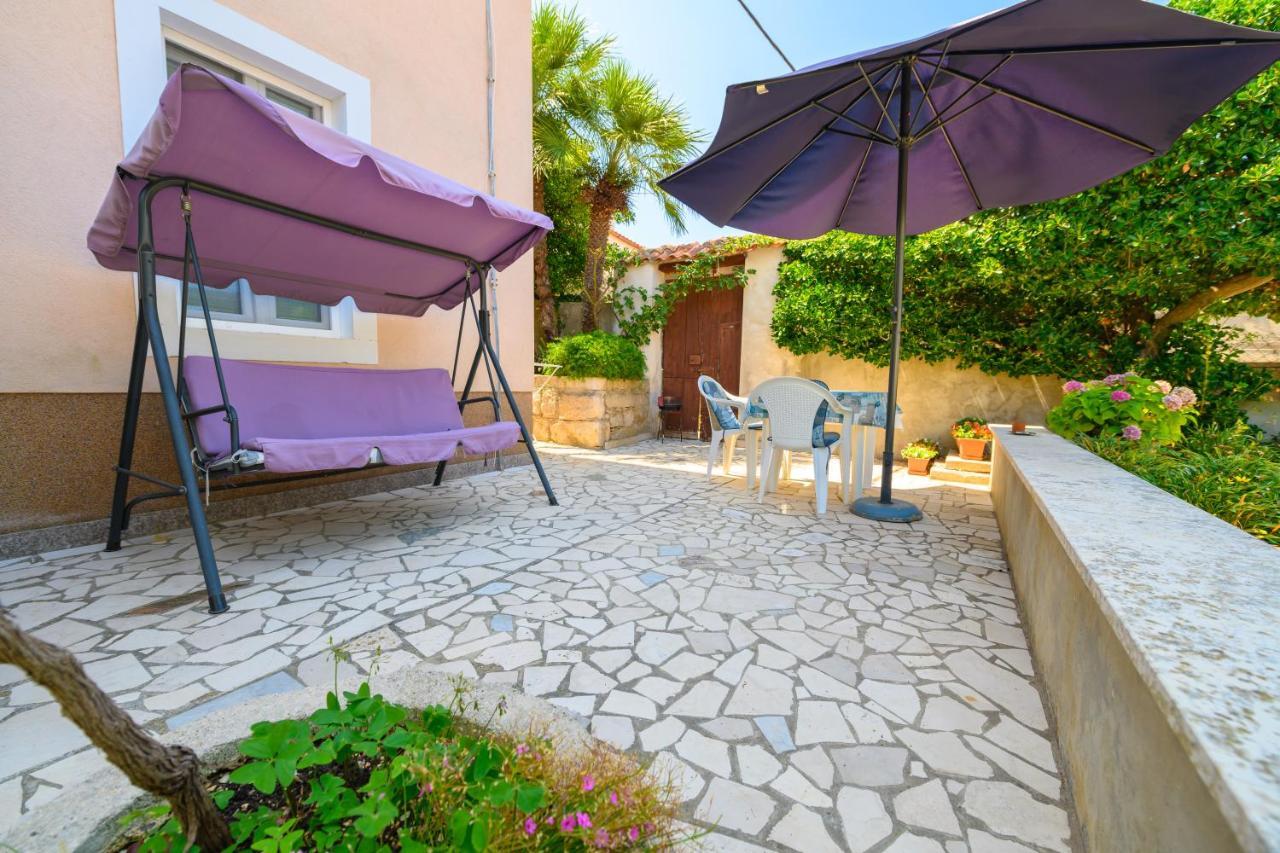 Apartmani Loreta Mali Lošinj Eksteriør billede