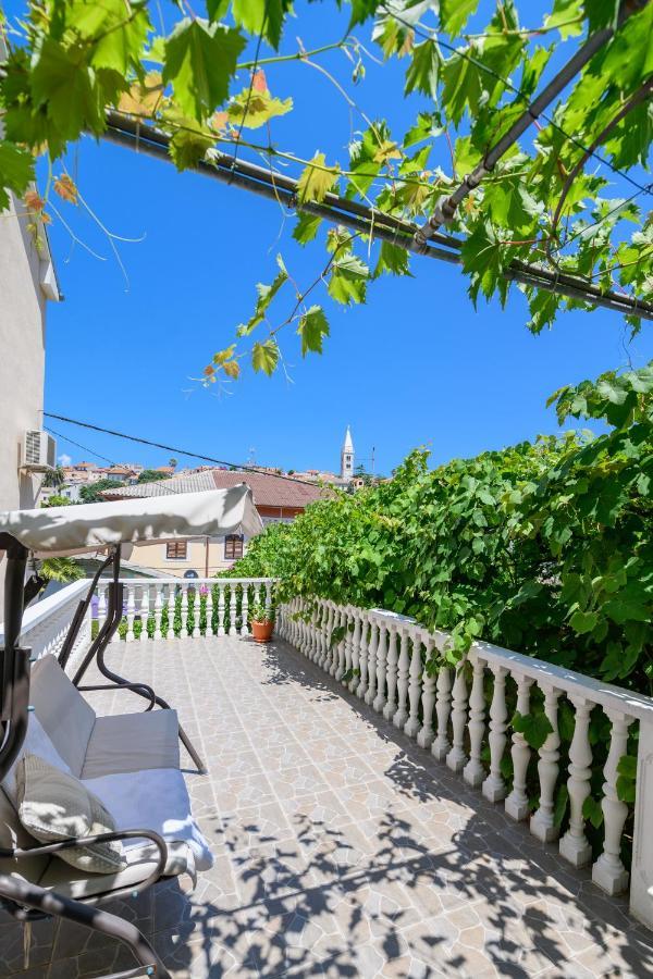 Apartmani Loreta Mali Lošinj Eksteriør billede