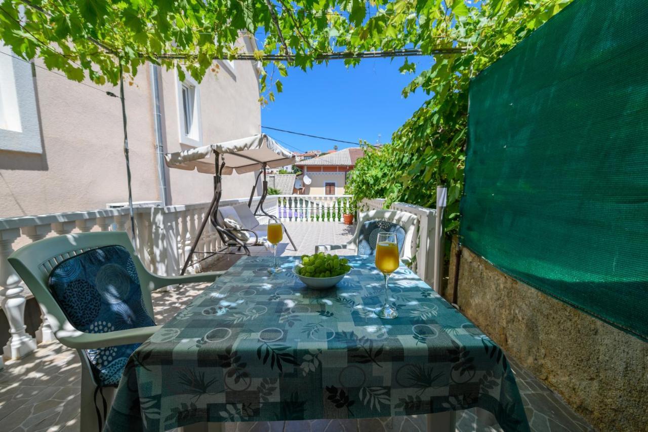 Apartmani Loreta Mali Lošinj Eksteriør billede