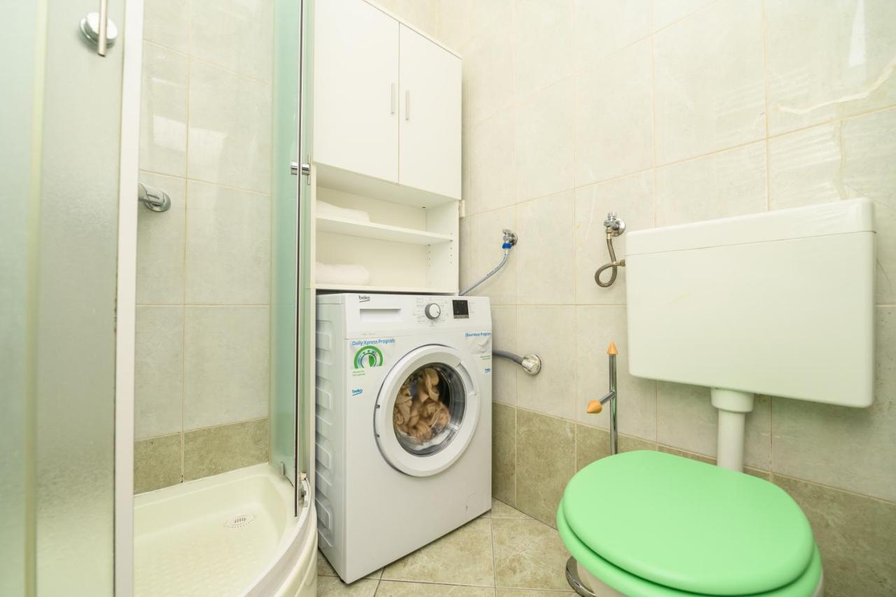 Apartmani Loreta Mali Lošinj Eksteriør billede