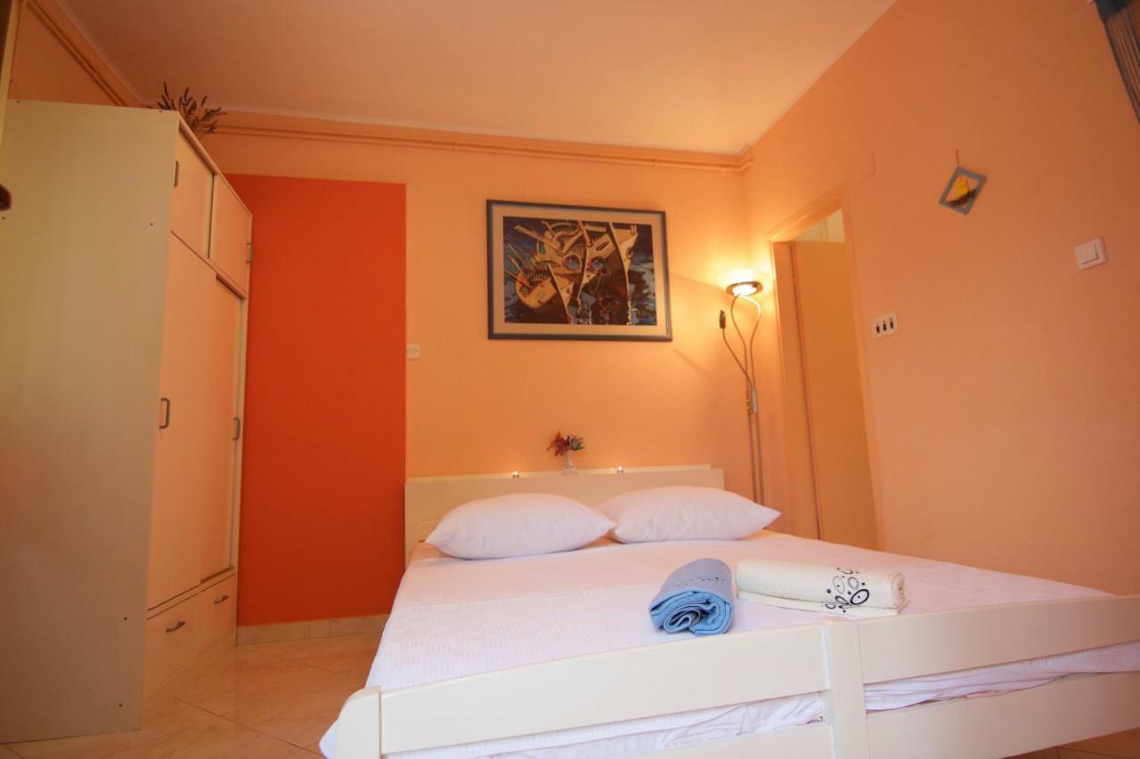 Apartmani Loreta Mali Lošinj Eksteriør billede